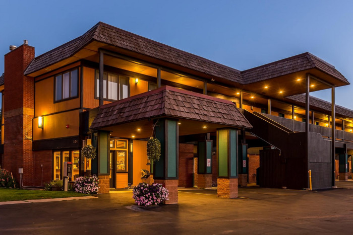 Rabbit Ears Motel — Steamboat Springs, CO