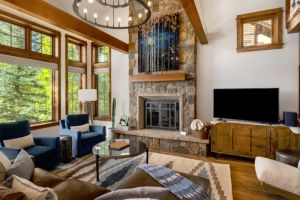 Pinnacle Home Rentals