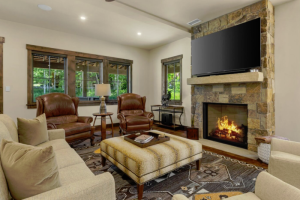 Pinnacle Properties | Premier 3-8 Bdrm Rentals